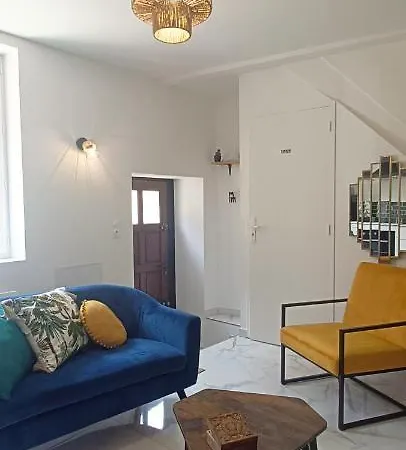 Escapade De Charme Au 18'55 - Bourg De